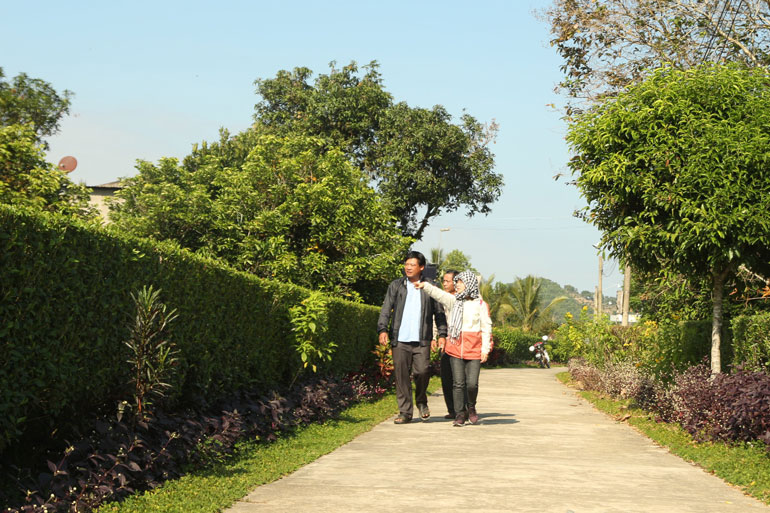 Bộ mặt nông thôn khang trang, sạch đẹp ở xã Đức Phổ được xây dựng từ ý thức của mỗi người dân