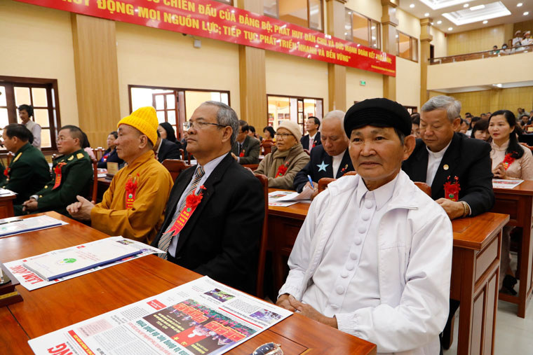 Đồng bào các tôn giáo tham gia giữ gìn an ninh trật tự, xây dựng nông thôn mới