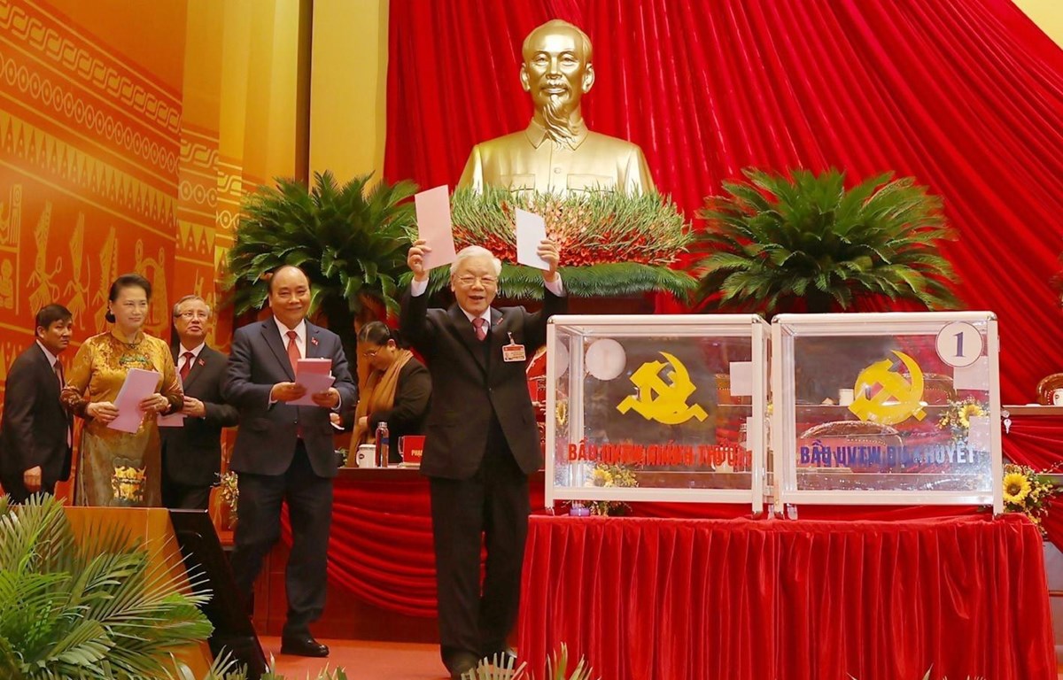 Lý lịch tóm tắt của 200 Ủy viên Ban chấp hành Trung ương khoá XIII