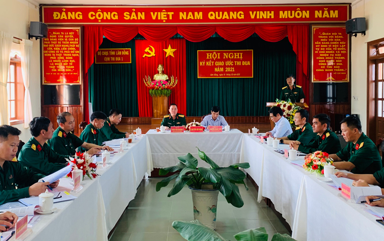 Cụm thi đua số 1 lực lượng vũ trang tỉnh ký kết giao ước thi đua năm 2021