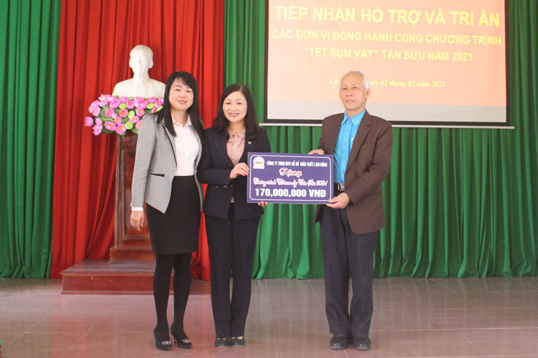 Tri ân các đơn vị đồng hành cùng Chương trình Tết sum vầy