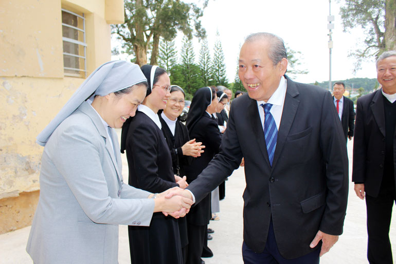 Thay dân giám sát, phản biện