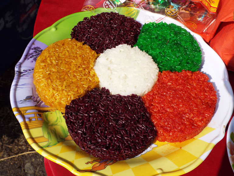 Xôi ngũ sắc
