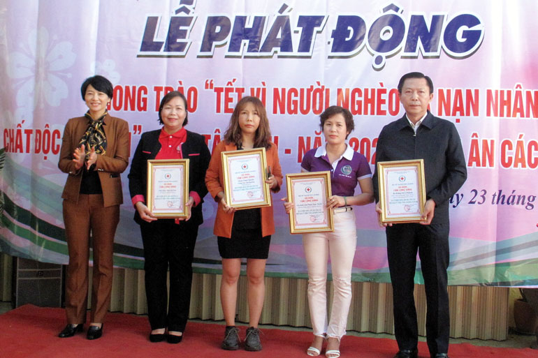 Không bỏ sót người nghèo, nạn nhân chất độc da cam khi tết đến