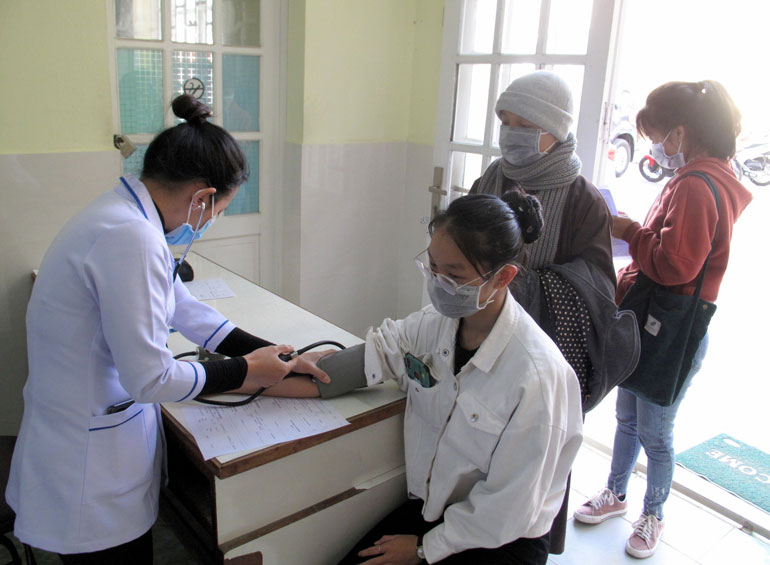 Kiểm tra sức khỏe người hiến máu