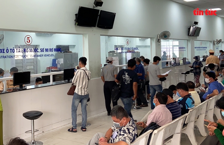 Từ tháng 1/2022, xe không có giấy chuyển quyền sở hữu sẽ không được sang tên chính chủ