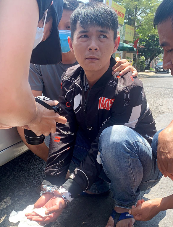 Bắt quả tang nam thanh niên tàng trữ trái phép chất ma túy