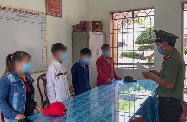 Xử phạt hành chính 3 trường hợp làm giả và chia sẻ văn bản giả mạo UBND tỉnh Lâm Đồng