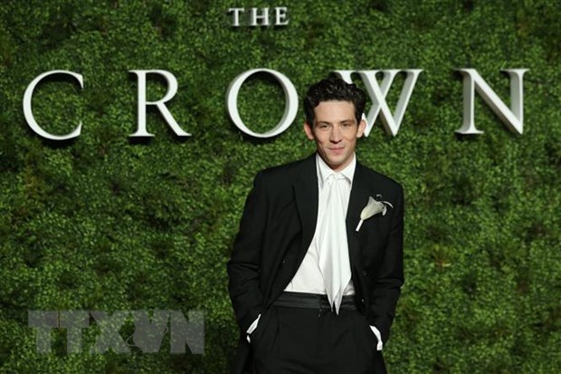 Nam diễn viên Josh O'Connor tại buổi công chiếu series phim truyền hình 'The Crown mùa 3' ở London