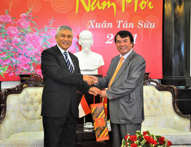 Tổng lãnh sự Indonesia chào tạm biệt lãnh đạo tỉnh Lâm Đồng trước khi kết thúc nhiệm kỳ