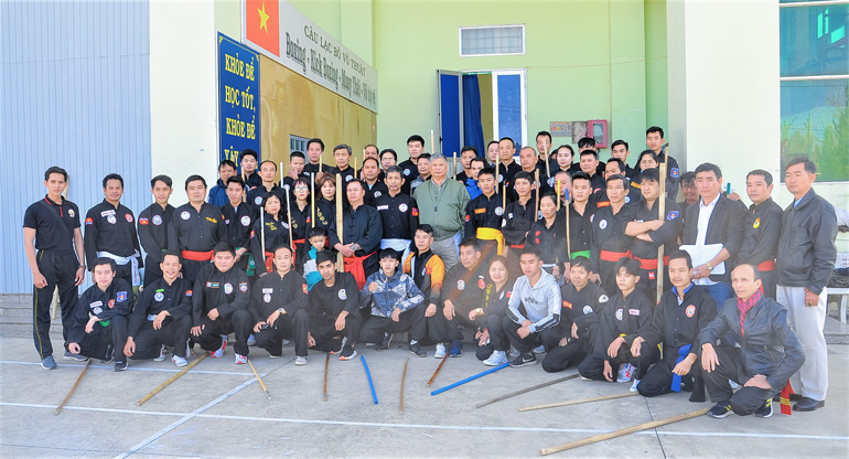 Các võ sư và học viên tại cuộc hội thảo, tập huấn
