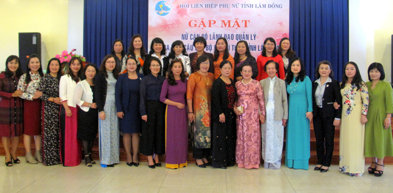 Chuẩn bị nguồn cán bộ nữ giới thiệu tham gia HĐND các cấp