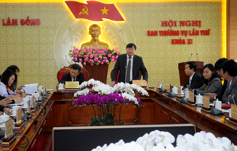 Giám đốc Học viện Chính trị khu vực II phát biểu tại buổi làm việc