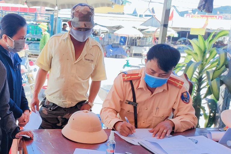 Cao điểm tấn công trấn áp tội phạm ở huyện vùng xa Đam Rông