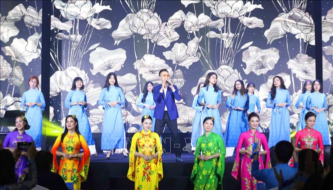 Chương trình nghệ thuật chào mừng Lễ kỷ niệm