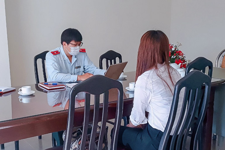 Đăng tin một vợ được lấy nhiều chồng, hai trường hợp bị phạt 10 triệu đồng