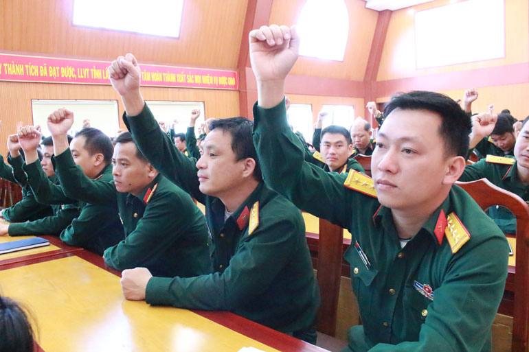 Bộ CHQS tỉnh giới thiệu cán bộ ứng cử đại biểu HĐND tỉnh nhiệm kỳ 2021 - 2026