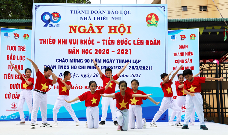 Tưng bừng ngày hội Thiếu nhi vui khỏe – Tiến bước lên Đoàn