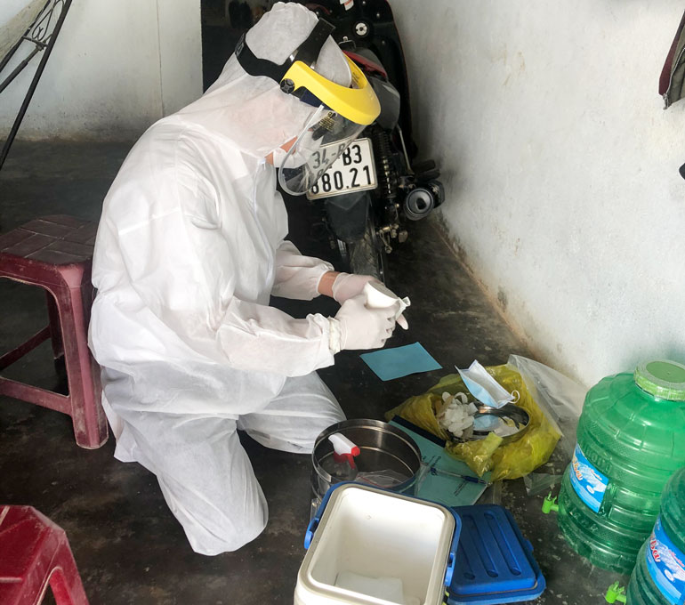 Tiếp tục xét nghiệm sàng lọc SARS-CoV-2 cho người có nguy cơ cao
