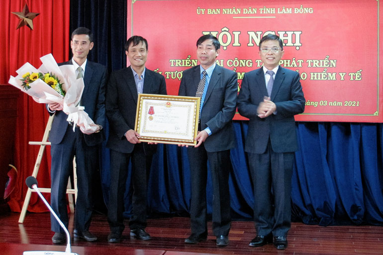 Triển khai kế hoạch phát triển đối tượng tham gia BHXH, BHYT năm 2021