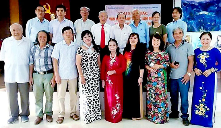Nhà văn trẻ Lâm Đồng, bạn đang ở đâu?