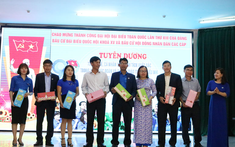 Tuổi trẻ Đam Rông tri ân các đồng chí nguyên là cán bộ Đoàn Đam Rông qua các thời kỳ
