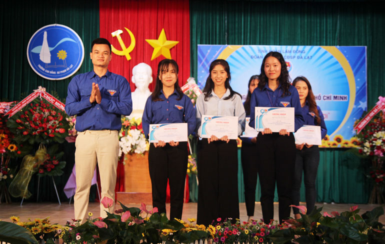 Hội thi Khát vọng tuổi đôi mươi