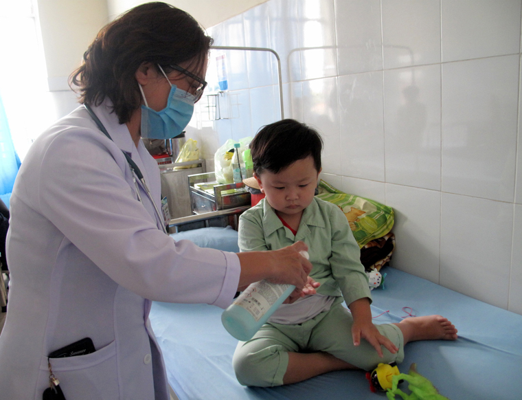 Tăng cường phòng chống bệnh tay chân miệng