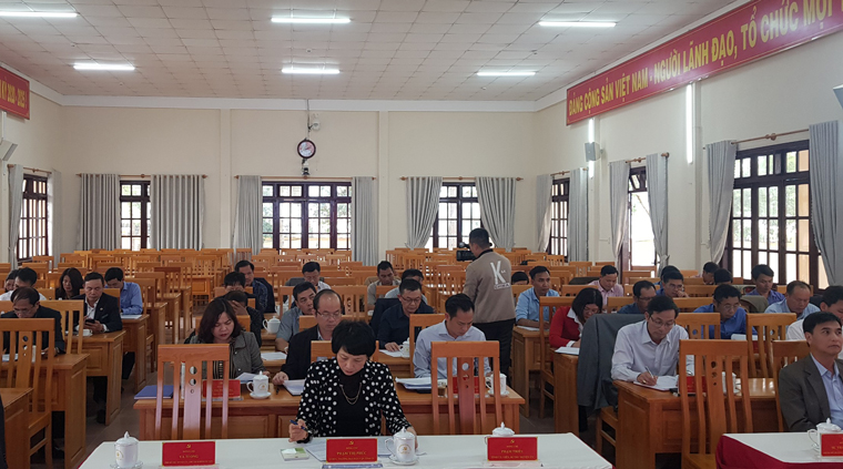 Hội nghị Huyện ủy Lạc Dương lần thứ 5