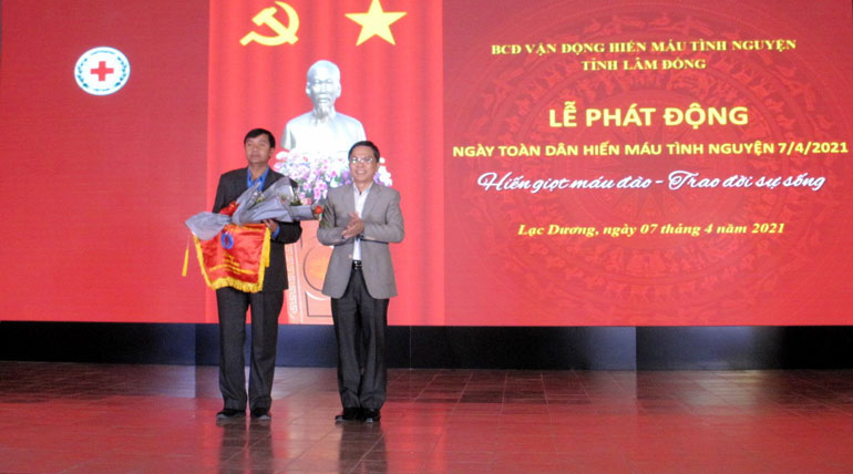 Phát động Ngày toàn dân Hiến máu tình nguyện