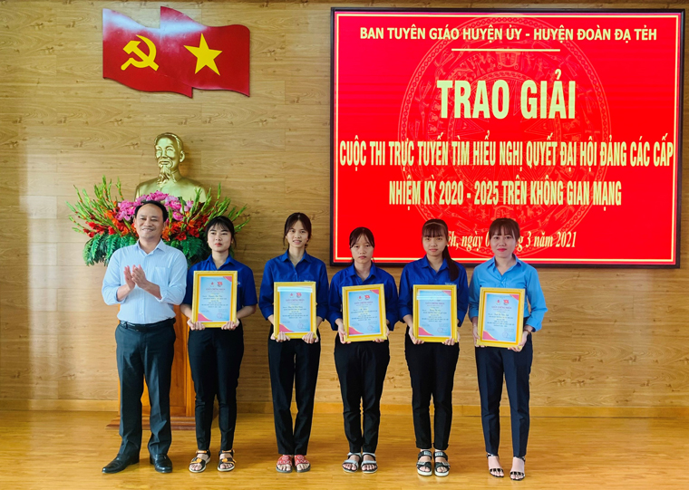 Đạ Tẻh phát động cuộc thi trực tuyến tìm hiểu pháp luật về bầu cử