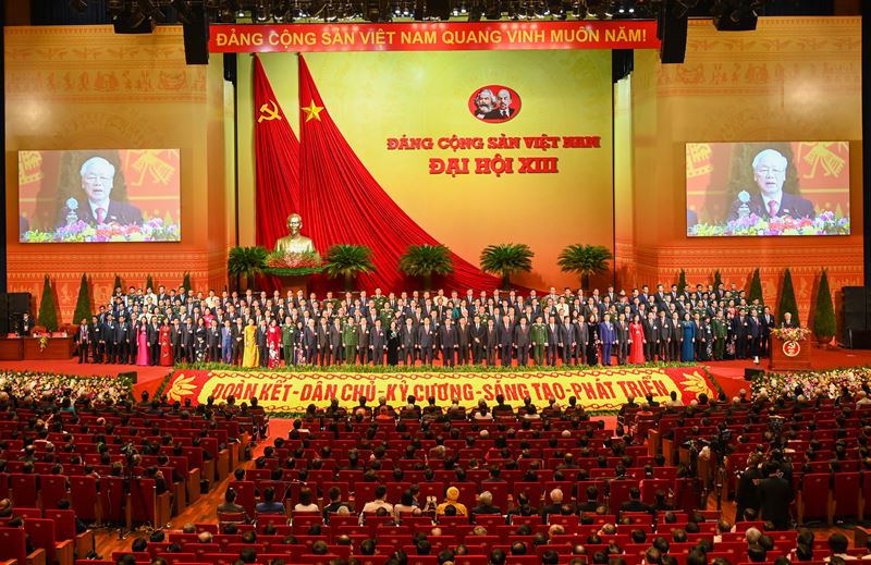 Hoàn thiện thể chế, phát triển kinh tế thị trường định hướng xã hội chủ nghĩa