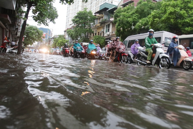 Đông Bắc Bộ và Thanh Hoá trời lạnh, vùng núi có nơi trời rét
