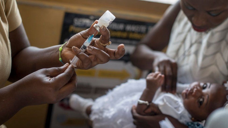 Vaccine phòng sốt rét đã được thử nghiệm trên nhiều trẻ em tại châu Phi