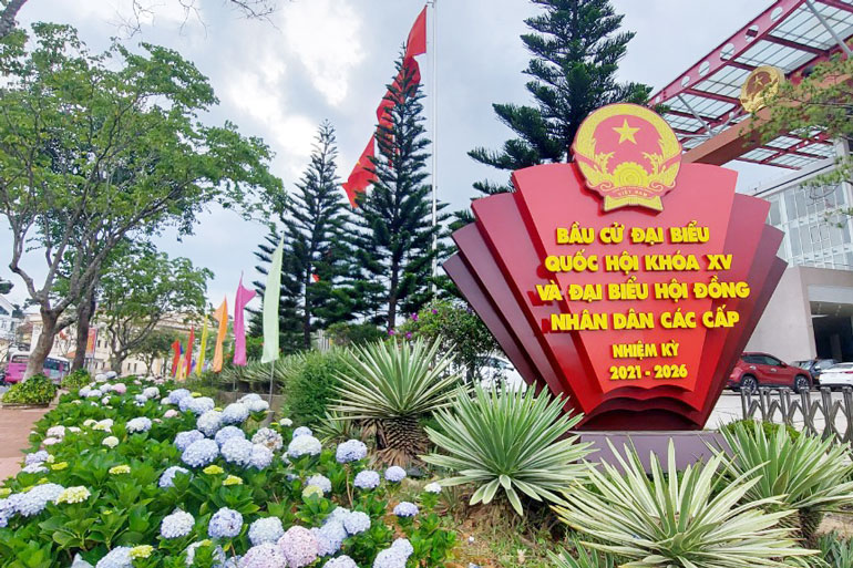 Hướng đến ngày hội non sông