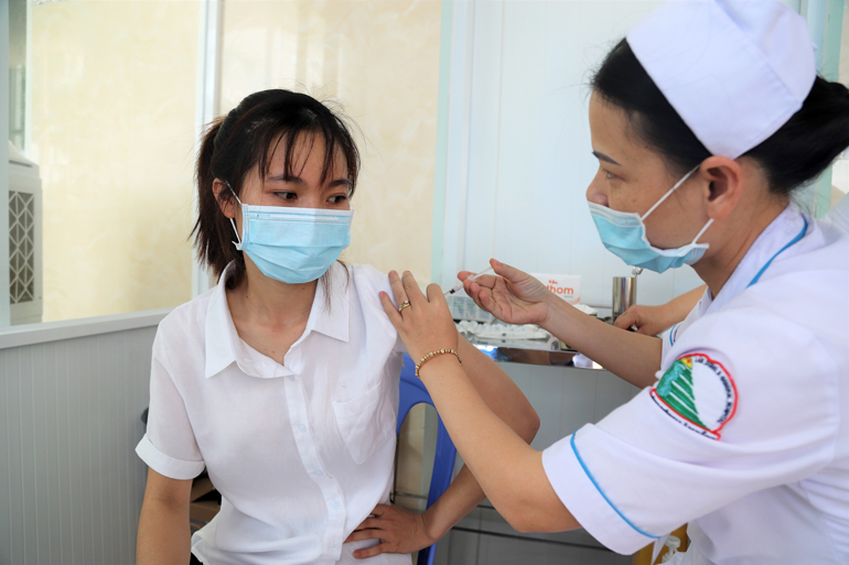 Ban Thường vụ Tỉnh ủy yêu cầu tăng cường phòng chống dịch bệnh Covid-19