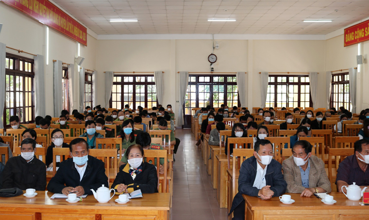 Các lớp nghiên cứu, học tập, quán triệt, tuyên truyền Nghị quyết Đại hội đại biểu toàn quốc lần thứ XIII của Đảng được tổ chức tuân thủ nghiêm các biện pháp phòng, chống dịch Covid-19