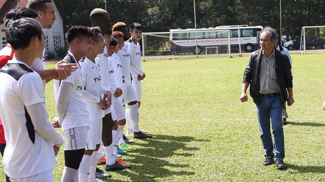 Vòng 12 V-League: Nóng bỏng những sự kiện