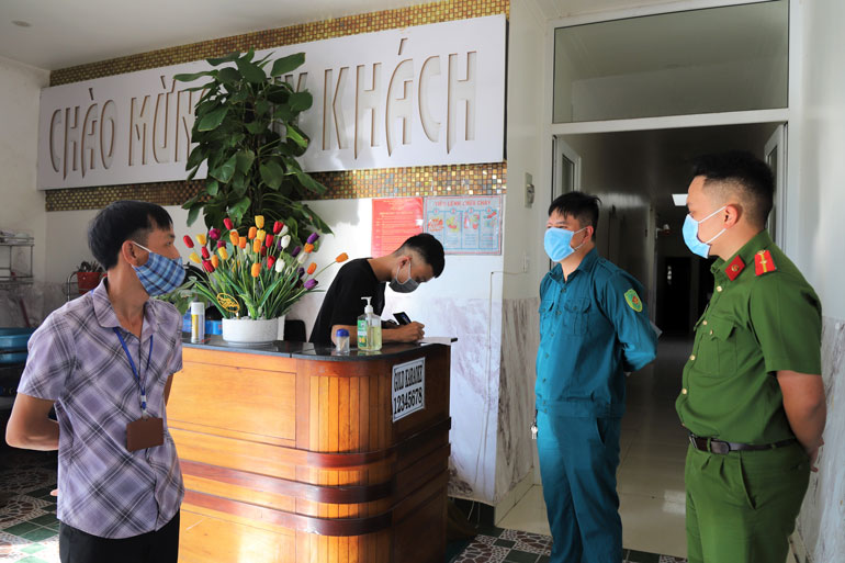 Bảo Lộc: Ký cam kết tạm dừng karaoke và trò chơi điện tử để phòng chống dịch Covid-19