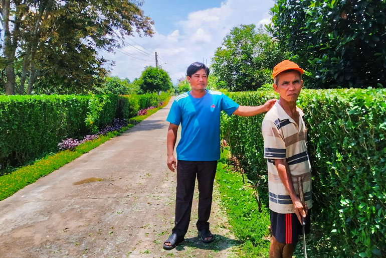 Bí thư chi bộ vùng xa nhiệt huyết, gương mẫu