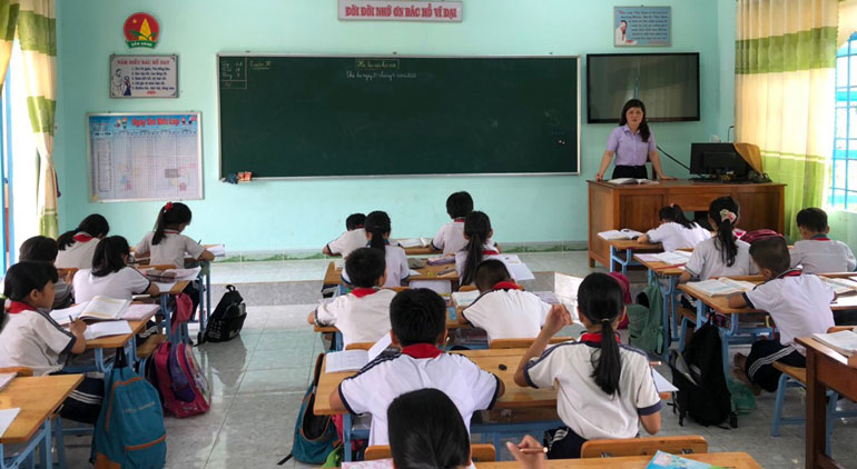 Đạ Tẻh: 300 phòng học thực hiện công trình măng non