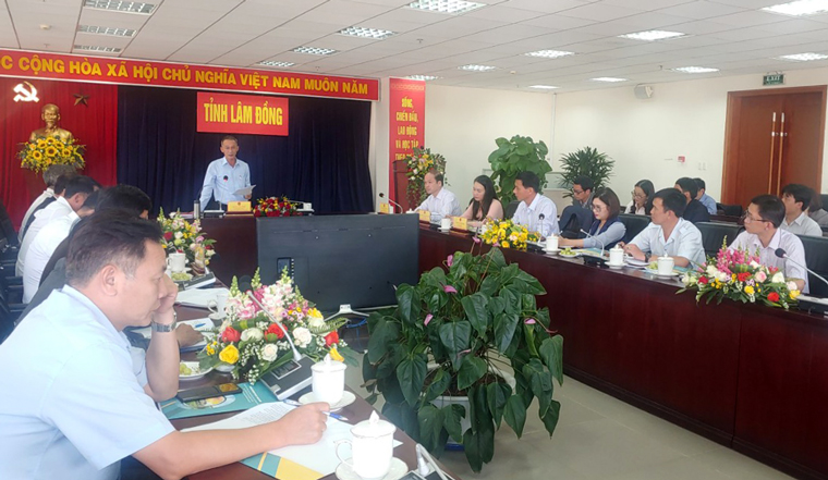 Người làm việc trong môi trường văn hóa phải là người có văn hóa