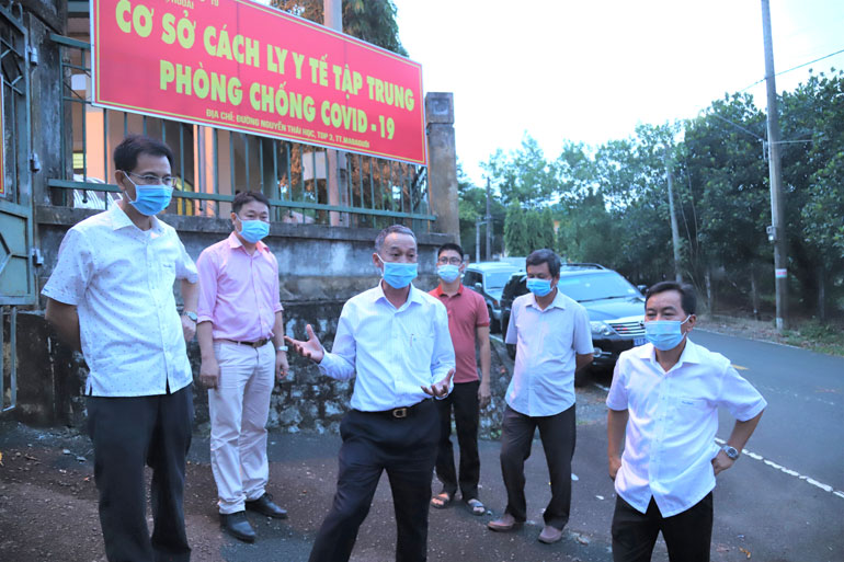Chủ tịch UBND tỉnh Lâm Đồng kiểm tra tại khu cách ly y tế Trung tâm Giáo dục thường xuyên huyện Đạ Huoai