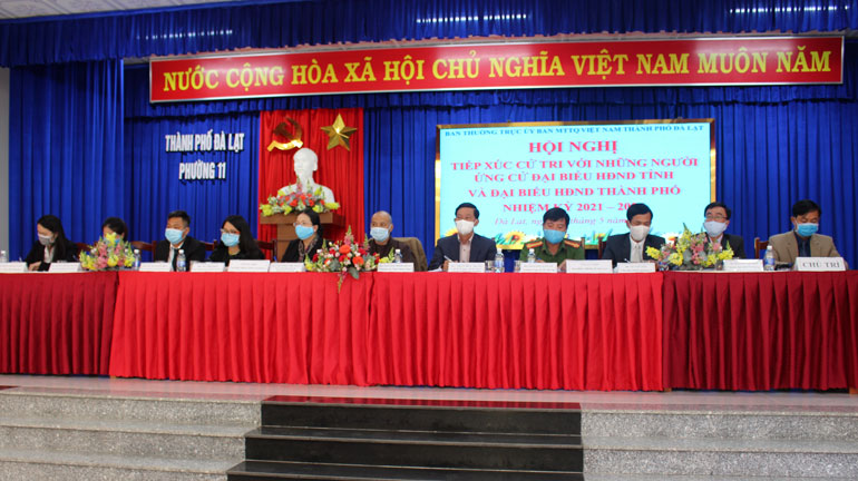 Ứng cử viên đại biểu HĐND các cấp tiếp xúc cử tri tại các địa phương