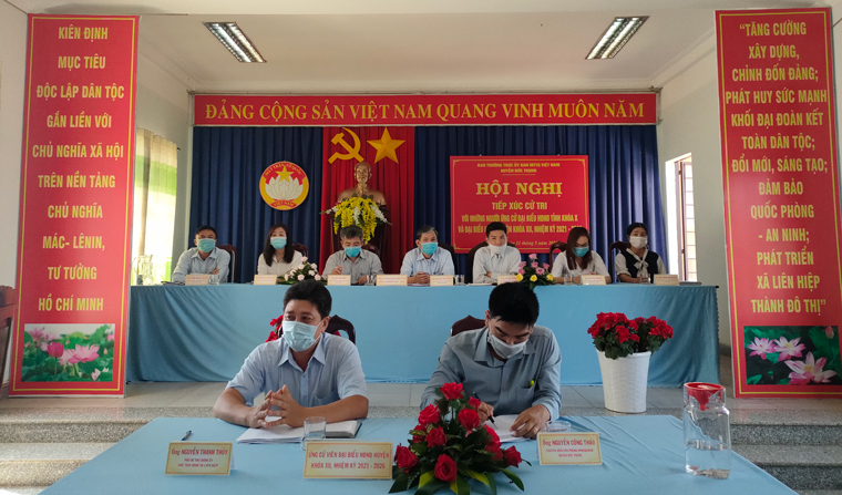 Ứng cử viên đại biểu HĐND tỉnh tiếp xúc cử tri xã Liên Hiệp, N'thol Hạ