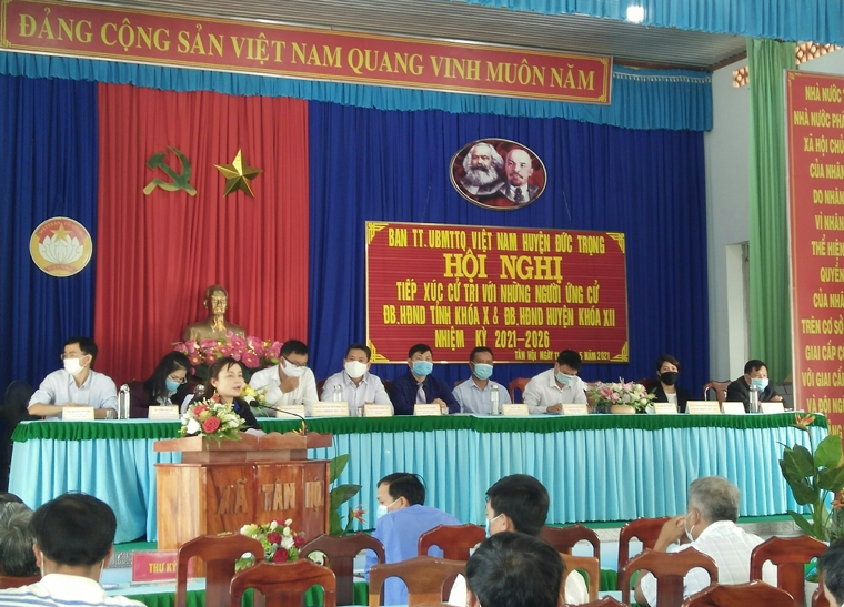 Ứng cử viên đại biểu HĐND tỉnh khóa X tiếp xúc cử tri xã Tân Hội, Tân Thành