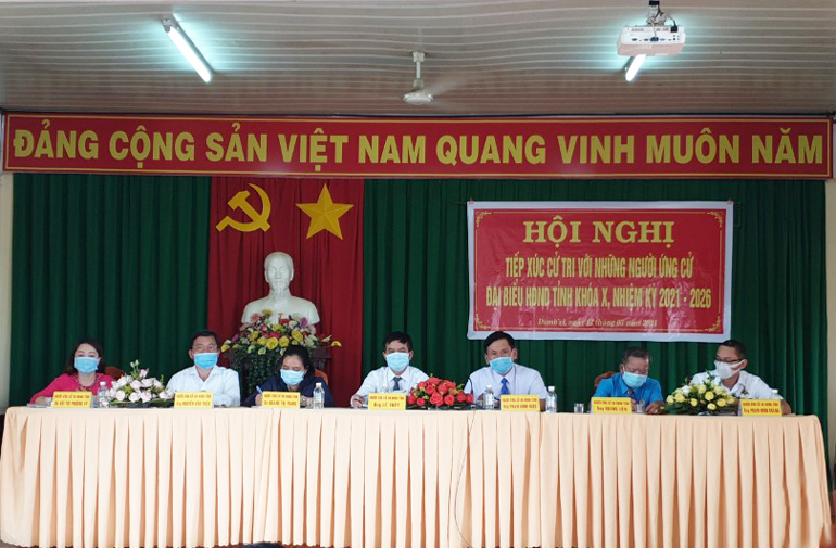 Các ứng cử viên đại biểu HĐND tỉnh đơn vị bầu cử số 15 hoàn thành chương trình tiếp xúc cử tri