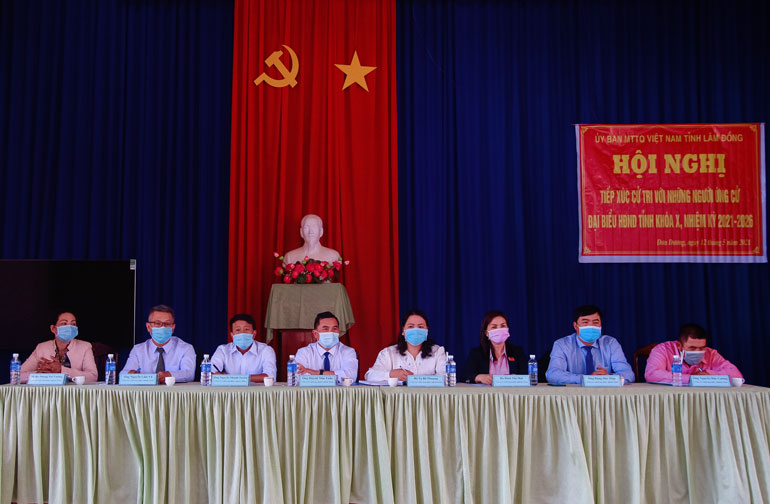 Ứng cử viên đại biểu HĐND tỉnh đơn vị bầu cử số 5 hoàn thành chương trình tiếp xúc cử tri