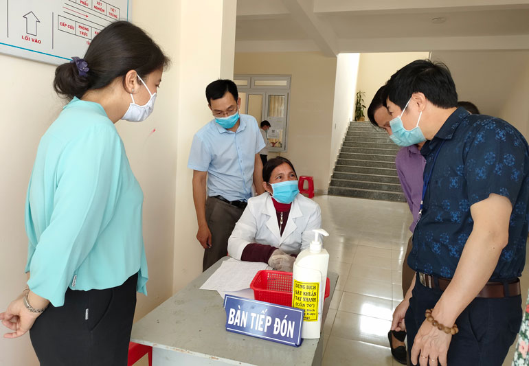 Sở Y tế kiểm tra công tác phòng chống dịch Covid-19 tại Đức Trọng