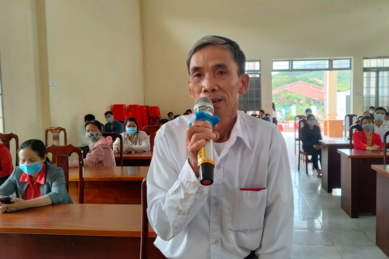 Các cử tri nêu ý kiến tại các buổi tiếp xúc